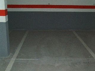 Miete Autoparkplatz in Pau marsal  154. Plaza parking -  c/ pau marsal 154 (terrassa)