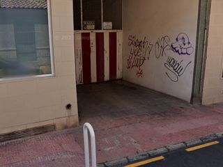Lloguer Aparcament cotxe a Calle la paz  33. Se alquila plaza de garaje para larga temporada