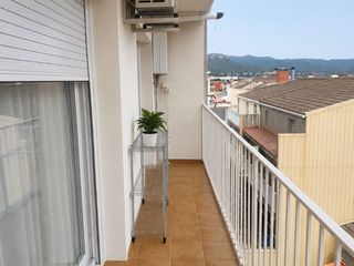 Etagenwohnung in Carrer churruca 44. Piso totalmente reformado en 2022, 95 m², 4 habitaciones, 2 baño