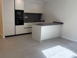 Miete Etagenwohnung in Avenida francesc macia  115. Piso nuevo en alquiler