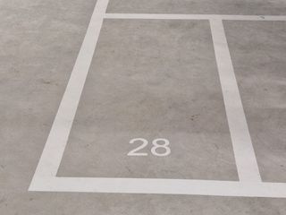 Miete Motorradparkplatz in Carretera de l’ hospitalet 224. Estupendo parking para tu moto!