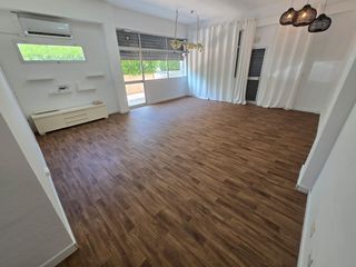 Miete Geschäftsraum in Carrer de la savina 5. Local de 70 m2 proximo a la playa ideal para oficina, consulta o