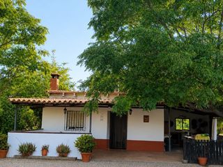Xalet a Camí llanera 10. Casa de campo con piscina en parcela de 2.400 m² a solo 5 minuto