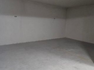 Autoparkplatz in Carrer gregori maians 5. Cochera cerrada, capacidad 2 vehículos y posibilidad de almacena