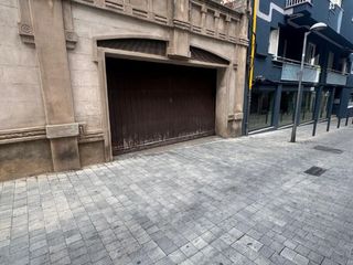 Lloguer Aparcament de moto a Carrer de mont-roig 9. Parking motos