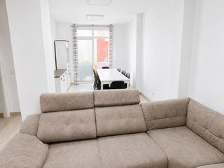 Piso en Calle don juan de austria 12. Magnífico piso exterior de 4 habitaciones, recién reformado, pró