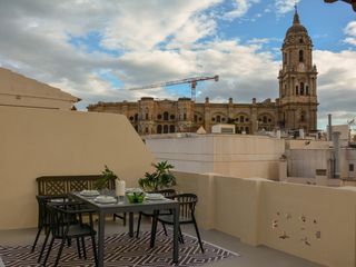 Lloguer Àtic a Calle císter 6. Alquiler ático larga temporada málaga centro