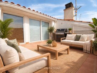 Penthouse in Roger de lluria 24. Precioso atico-dúplex en zona centro junto a la playa y la estac