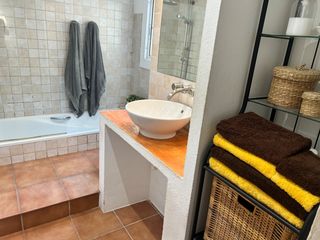 Rent Flat in Carrer de josep mascaró 1. Piso de 61 m² en alquiler en el casco antiguo de vilanova i la g