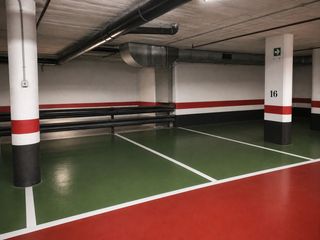 Aparcament cotxe a Av. llibertat 16. Plaza garage  unica grande en centro de mollet.
