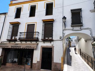 Appartement à Moralejo 52. Magnífico piso en venta en pleno centro de aguilar de la fronter
