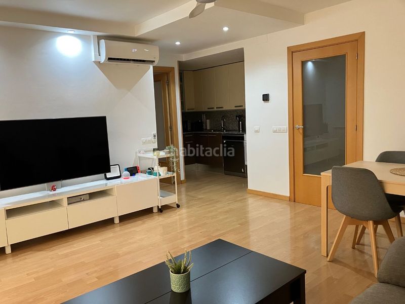 Foto 32ac693d-c5e8-402c-8ef4-afdd40aba842. Piso en carrer verge de montserrat 35 piso seminuevo en venta en zona ctra.barcelona -tiana – venta directa de particular a particular (sin comisiones de agencia) en Cerdanyola del Vallès