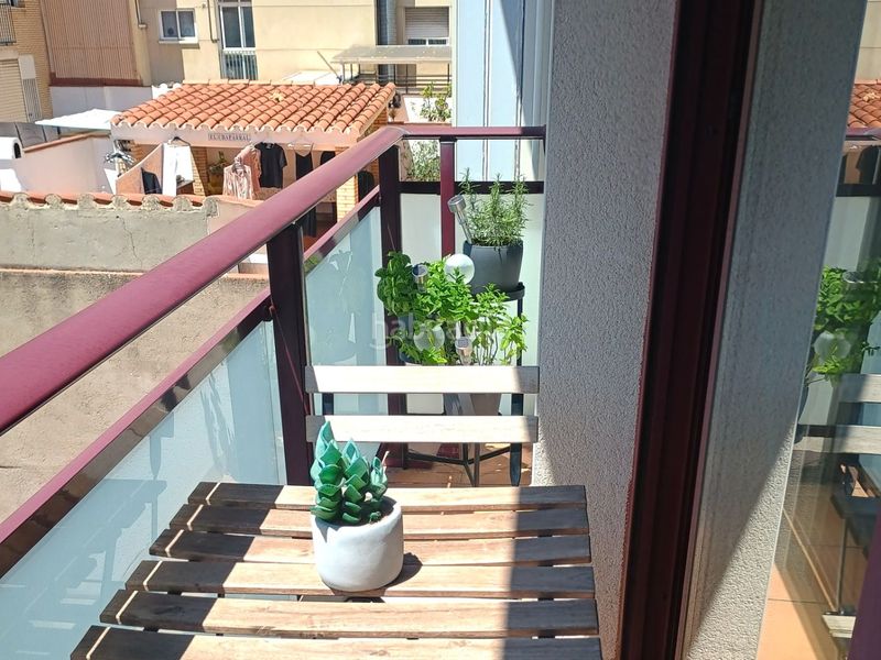 Foto f2e1fda5-19a2-487b-ade7-3b6cd5712661. Piso en carrer verge de montserrat 35 piso seminuevo en venta en zona ctra.barcelona -tiana – venta directa de particular a particular (sin comisiones de agencia) en Cerdanyola del Vallès