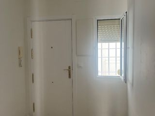 Affitto Appartamento in Guadalema 5. Piso de 100 m² totalmente reformado, con 3 dormitorios, terraza,
