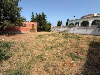 Terreny residencial a Pujada puig rom  180. Vendo dos terrenos uno puig rom 180 y otro bages 5