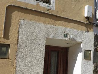 Maison à Cerdaña 28. Casa de pueblo en atea