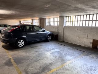 Location Parking voiture à Carrer del doctor pujades 52. Alquilo parking igualada