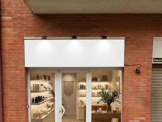 Business premise in Freixeneda  64. Local comercial