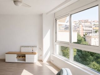 Piso en Calvet 61. Carrer calvet 5a planta luminosa