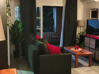 Piso en Avenida del cortijo 5. Estupendo piso a la venta de particular