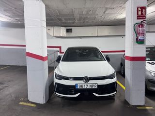 Rent Car parking in Carrer del pintor velàzquez 75. Plaza amplia en zona céntrica de mataró – coche y moto