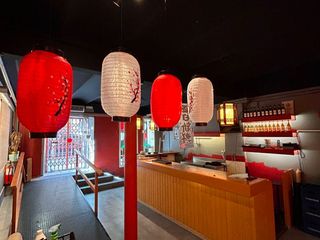 Geschäftsraum in Calle diputacio  294. Osaka ya ramen totalmente equipado en el centro de barcelona