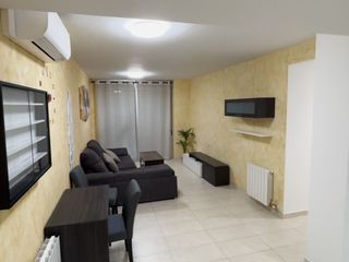 Rent Flat in Carrilet 29. Piso funcional y equipado