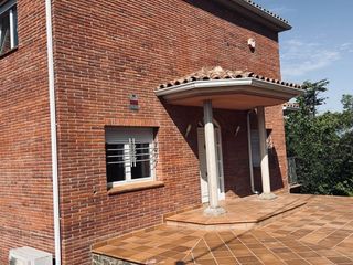Affitto Chalet in Carrer de girona 22. Casa a 4 vientos con jardín y piscina en vallromanes