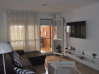 Miete Dachwohnung in Carrer del riu de gallinera 1. Atico de denia de dos habitaciones y dos baños con salida direct
