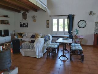 Masia a Avinguda de cala blanca 20a. Casa en el campo a 2 km de la playa de cala blanca, con mucho te