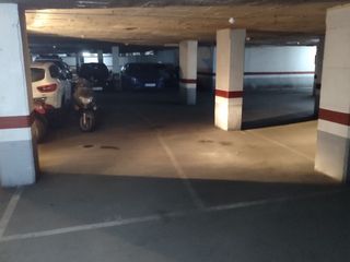 Rent Motorcycle parking in Riera baste 22. Plaza parking moto 35€