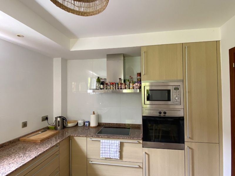 Foto b64fa41c-1369-456d-a4c7-b2465e1d1189. Alquiler chalet en lugar castro nucleo 96 se alquila de septiembre a junio vivienda unifamiliar en perfecto estado. en Ferrol