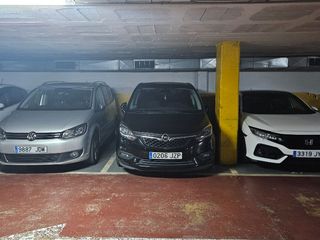 Lloguer Aparcament cotxe a Carrer de sant cugat 15. Fácil acceso para coche mediano