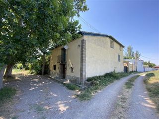 Masia a Calle paul alta plasencia 16. Casa rústica de 380 m2 con terreno y nave de 100 m2