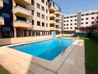 Apartment in Carrer llevant 4. Apartamento con piscinas en bellreguard