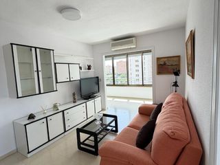 Affitto Piccolo appartamento in Avinguda de la marina baixa 13. Apartamento luminoso a 5 min de la playa de finestrat con piscin