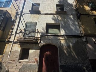 Casa in Calle euterpe 19. Casa de 5 plantas a reformar