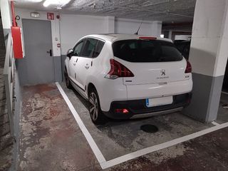 Autoparkplatz in Carrer de pavia 10. Plaza de garaje | coche grande y fácil acceso
