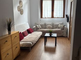 Affitto Piccolo appartamento in Plaça de l’areny 14. Alquiler apartamento en esterri d’àneu