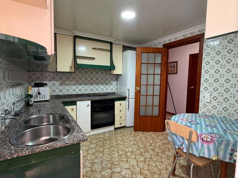 Foto 8ef1cf2d-ea99-42fb-94e4-2dcf8c4ffdc9. Alquiler piso en calle maria cases 9 listo para entrar a vivir! espacioso piso con terraza y despensa ! en Onda