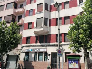 Lloguer Oficina a República argentina  28. Oficina con licencia de academia