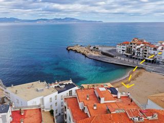 Miete Etagenwohnung in Carrer del cargol 5. Apartamento totalmente reformado y equipado en pleno casco antig