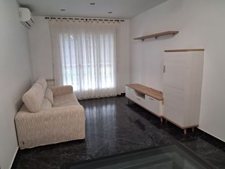 Rent Flat in Carretera. agramunt  92. Piso en perfecto estado para entrar a vivir.