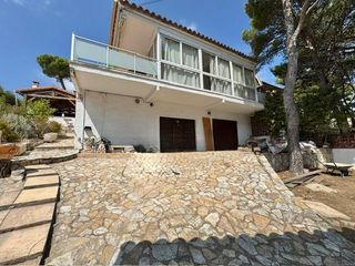 Casa a Carrer perdiguer 4. Nouveauté en exclusivité villa indépendante secteur puig sec - m