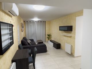 Lloguer Pis a Carrilet 29. Alquiler piso funcional y equipado llagostera