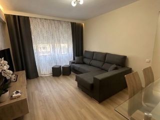 Piso en Assemblea de catalunya  10. Excelente piso de tres habitaciones y dos baños