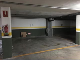 Autoparkplatz in Calle cardenal serra  3. Parking cardenal serra