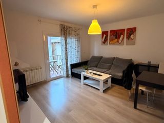 Appartement à Carrer de la bòfia 2. Pis de 115 m² totalment reformat amb 3 habitacions a la zona del