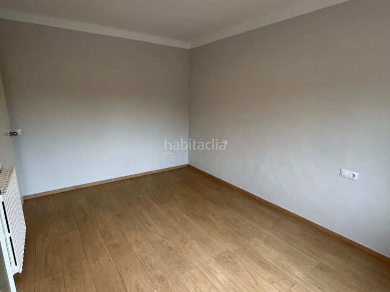 Foto 28bf4f77-d335-49ca-99bb-117ee9b72e83. Casa a carrer comerç 160 a Flaçà