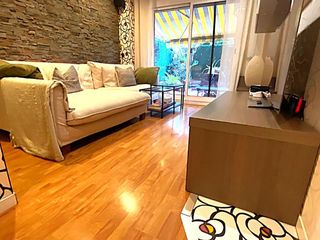 Piso en De la casa nova 12. Piso de 2 habitaciones con terraza, parking e inquilinos — monto